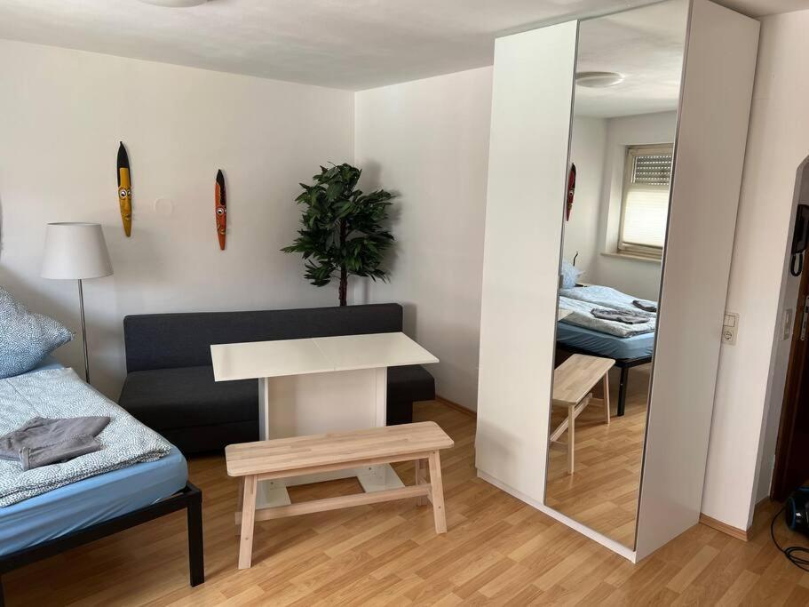 Kleines Apartment Im Zentrum Von Wuerzburg Esterno foto